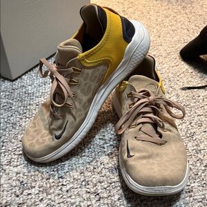 Nike Free Run Limited Edition sz 9
